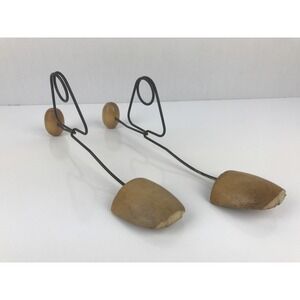VTG Cedar Wood Metal Shoe Trees Stretchers Shapers Keepers 12" L x 2.5"‎ W